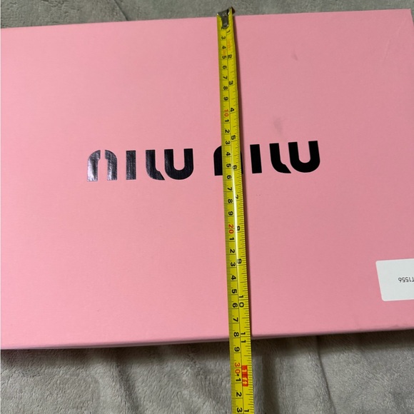 Miu Miu Blush empty box new - Picture 6 of 8